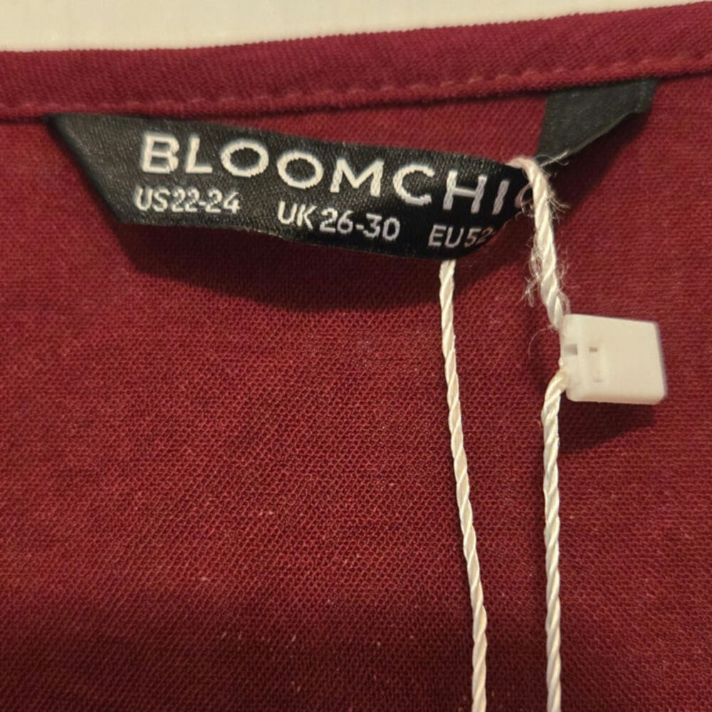 Sz 22/24 BLOOMCHIC Maroon Laser-Cut Eyelet Surplice Ruffle Hem Short-Slv Dress - Picture 4 of 8
